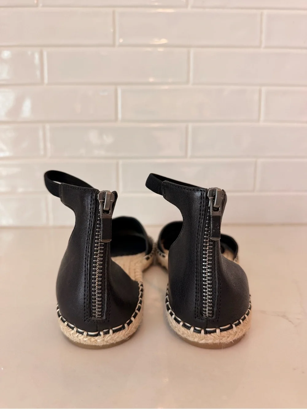 Eileen Fisher Lala Tumbled Leather Espadrille Flats in black size 7.5